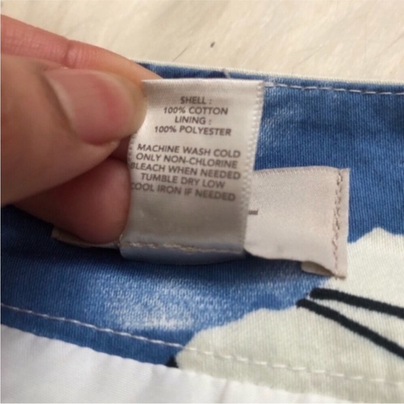 LOFT Floral Miniskirt - Picture 3 of 5